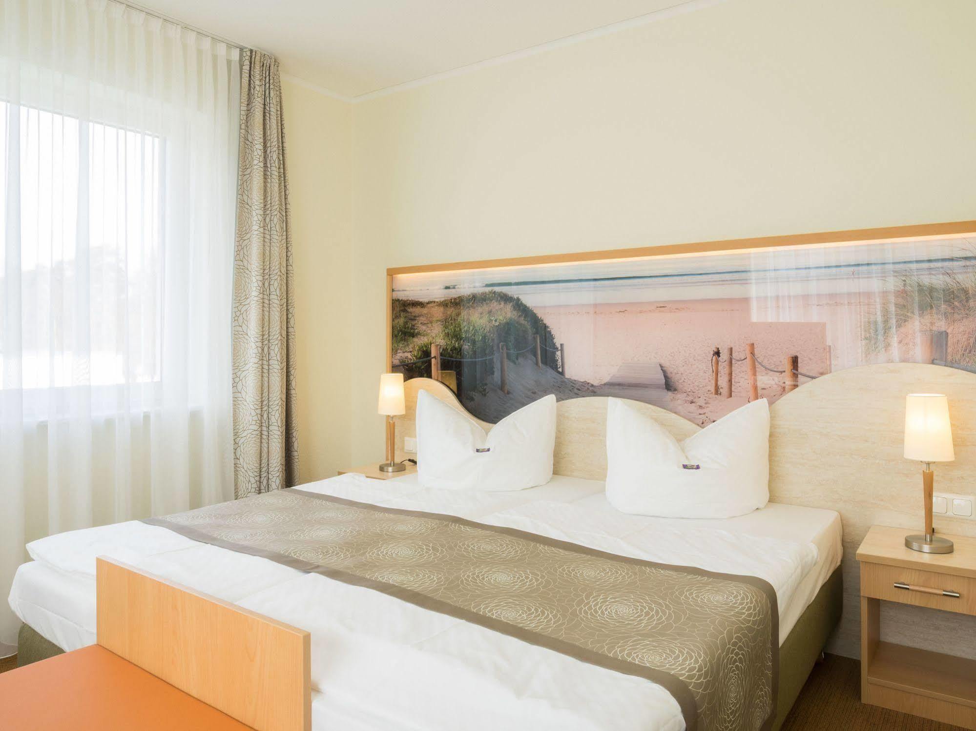 Parkhotel IV Jahreszeiten Ostseebad Kühlungsborn Eksteriør billede